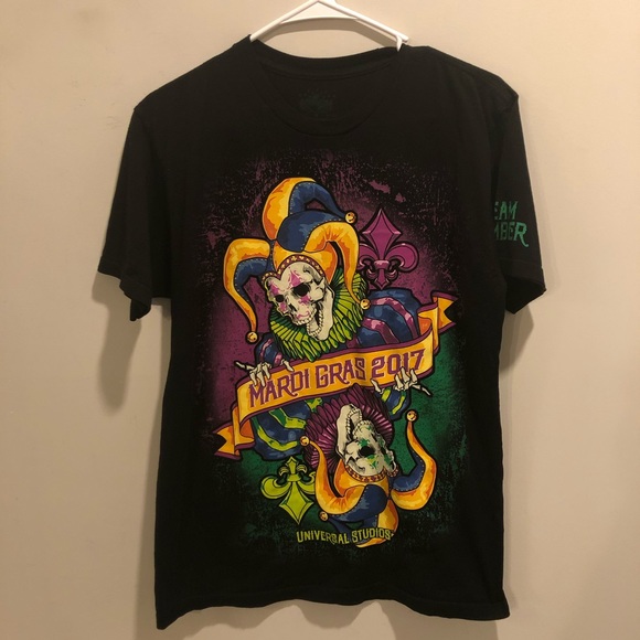 Universal Other - Universal studios Mardi Gras graphic tee crew tee